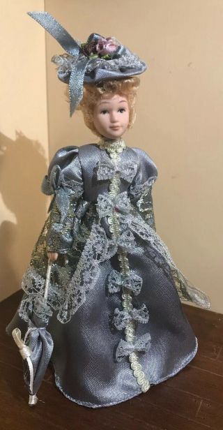 Miniature Dollhouse/diorama Victorian Lady Doll In Blue 1/12 Scale