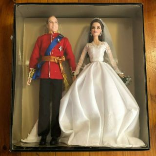 Barbie William And Catherine (kate) Royal Wedding Set Collector Gold Label
