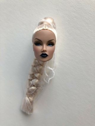 Integrity Toys Nuface Beyond This Planet Violaine / Doll Head Only