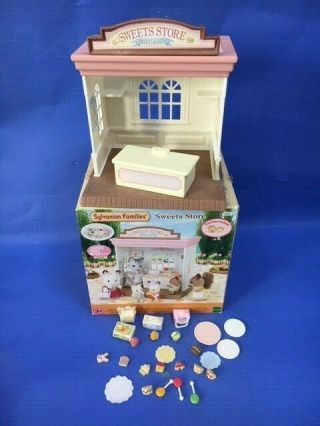 Sylvanian Families Calico Critters Street Sweet Store Shop Boxed Sweets And Gift