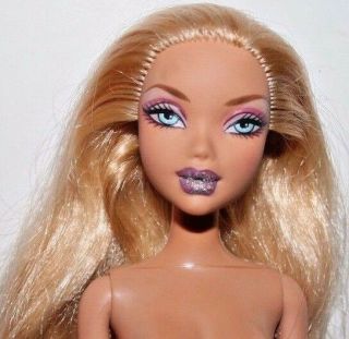My Scene Kennedy Barbie Doll Bling Bling Blonde,  Blue Eyes,  Belly Jewel