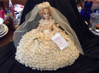 Gorgeous Hard To Find Madame Alexander 1950’s Yolanda Bride Doll Complete No Box