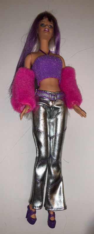 Mattel 2001 Jam ‘n Glam Ever Flex Waist Barbie Doll Twist Hair