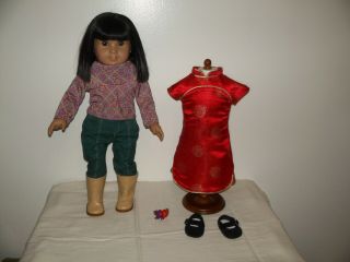 American Girl Doll Ivy Ling With Earrings Year Outfit Asian Flower Barrette
