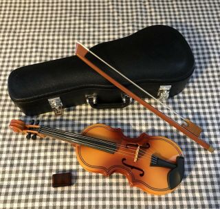 American Girl Doll Accessories Music Stand And Violin With Two Mini Music Books