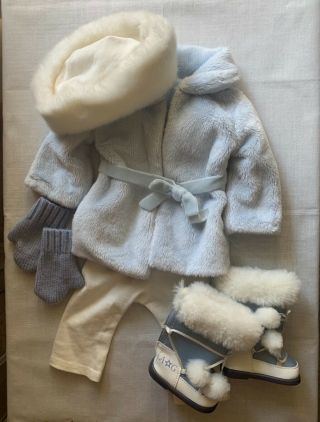 American Girl Snow Flurry Outfit For 18 Inch Dolls.  Pre - Owned