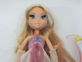Mattel Winx Club Glam Magic Enchantix Flora Doll