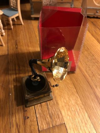Bodo Hennig Phonograph Victrola Dollhouse Miniature Roombox 1:12