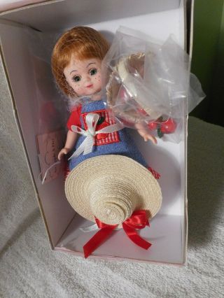 Madame Alexander Apple Picking Doll In The Box 33025