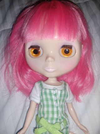 Blythe Doll Blythe Tm 2006 Hasbro /pink hair 2