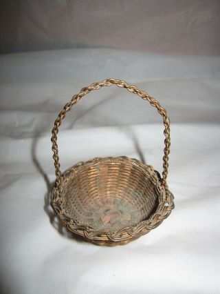 Small Copper Wire Basket For Doll House Or Curio