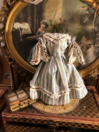 Gorgeous Antique Style Vintage Silk Lined 2pc Lady Doll Fashion