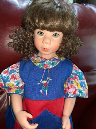 Adorable Vinyl Julie Good Kruger Signed Doll In Outfit