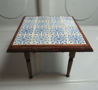 Dollhouse Miniatures,  Table W Blue/white Tiles,  1/12th Scale