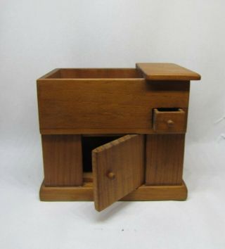 Dollhouse Miniatures,  Dry Sink,  Toncoss Sturbridge,  Wooden,  1/12th Scale