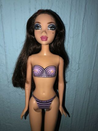 Barbie My Scene I Love Shopping Delancey By Mattel 2