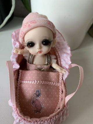Bjd Recast Lati White Doll With Clothes And Wig And Little Bed.