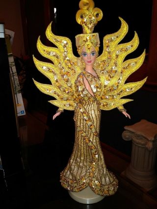 Bob Mackie Goddess Of The Sun 1995 Barbie Doll - - Displayed Only