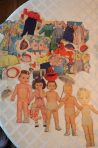 Vintage Paper Dolls Baby & Babies Clothes 7 Dolls 26 Outfits Plus More