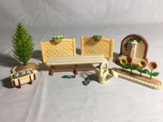 Calico Critters/sylvanian Families Garden With Bench Flowers & Supplies