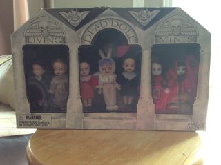 Living Dead Doll Minis Mausoleum - Series 1box Set