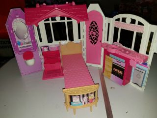 Barbie Folding House Playset Fold & Go Travel Case Bedroom Bathroom Kitchen