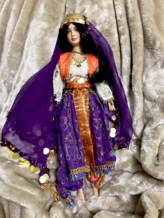 Paradise Galleries Doll Retired " Murganah " Arabian Nights 20 " Porcelain Princess