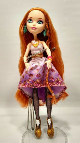 Ever After High 11 " Doll Holly O 