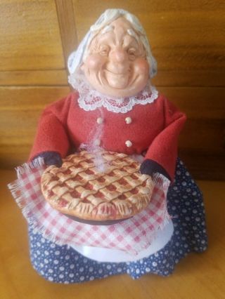 Adorable Simpich Character Dolls Elf Ivy With Pie