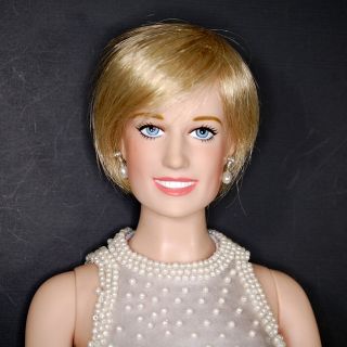 Franklin Princess Diana Grey Silk Beaded Dress Doll 16 "