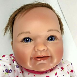 Savana Ashton Drake Doll Ping Lau Reborn Realistic Baby Silicon Cloth Body 18 In