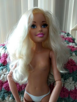 Barbie Blonde Doll 2013 Mattel JUST PLAY 28 