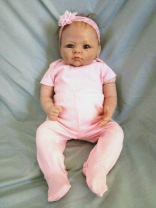 The Ashton - Drake Galleries " Little Grace " So Truly Real Doll By Linda Murray