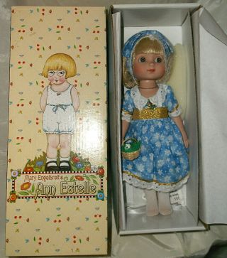 Darling 10 " Tonner Ann Estelle Doll In Tagged Snow Flake Dress & Box