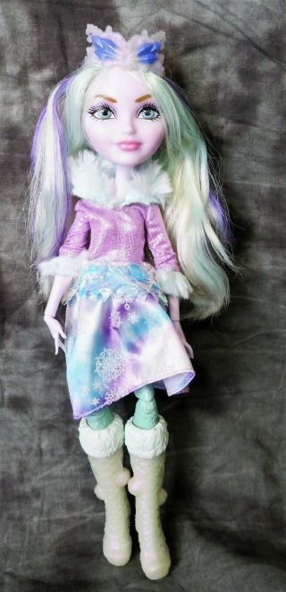 Ever After High Crystal Winter Doll Daughter Of Snow Queen