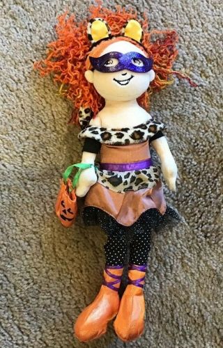 Manhattan Toy Groovy Girls Plush 13 " Halloween Doll Willow W/pumpkin Treat Bag