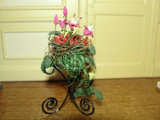 Dollhouse Miniature Black Wire Plant Stand W Flowers
