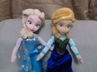 Disney Frozen Elsa & Anna Plush Dolls W/vinyl Heads - Just Play (c137)