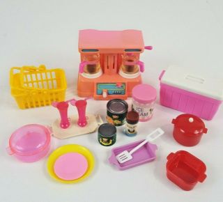 Barbie Coffee Pot Magic Moves 1992 Wind Up Misc Kitchen Accessories
