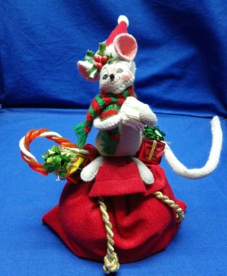 Annalee Christmas 8.  5 " Tall With 4 " Mouse On Top Of Santa 