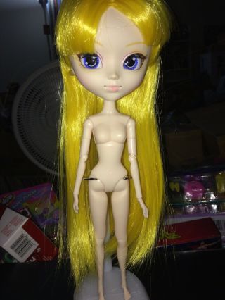 Groove Pullip Sailor Moon Venus Mina Nude Fashion Doll Action Figure W Stand