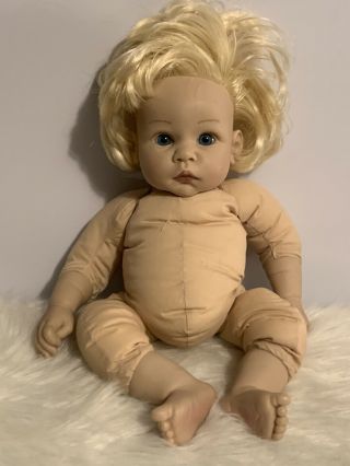 Madame Alexander Baby Doll 1999 Lee Middleton By Reva 18 In Blonde Blue Eyes