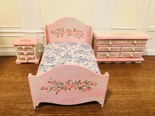Dollhouse Miniatures 3 Pc Pink Floral Crackle Painted Bedroom Set Mh 1:12