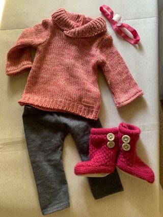 American Girl Cozy Sweater Outfit For 18 Inch Dolls.  Pre - Owned