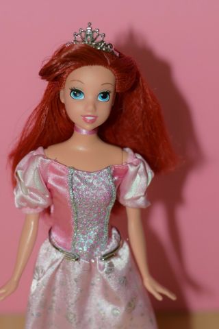 2007 Mattel Disney Little Mermaid Ariel Sparkling Princess Doll Pink Dress