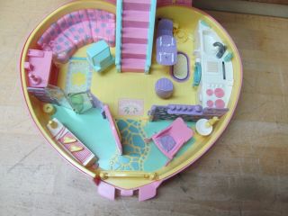 Large Polly Pocket’s Friend Lucy Locket Bluebird 1992 Compact Playset 2