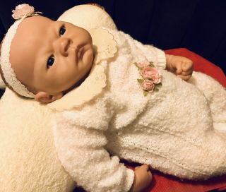 Reborn Baby Girl 22 " Silicone Vinyl Head,  Hands,  & Feet And Cotton Body