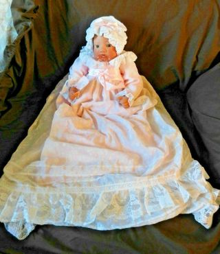 Lee Middleton Vinyl & Soft Body Baby Girl Doll In Christening Dress With Tag