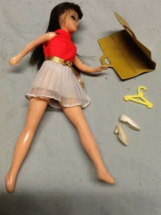 Rare Dawn Brunette Doll 1970s with straight plastic legs 3
