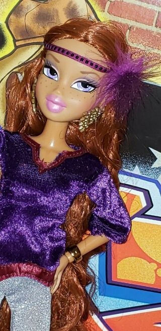 Bratz Earth Girl Yasmin Doll Passion 4 Fashion 7th Edt.  Purple Eyes Articulated